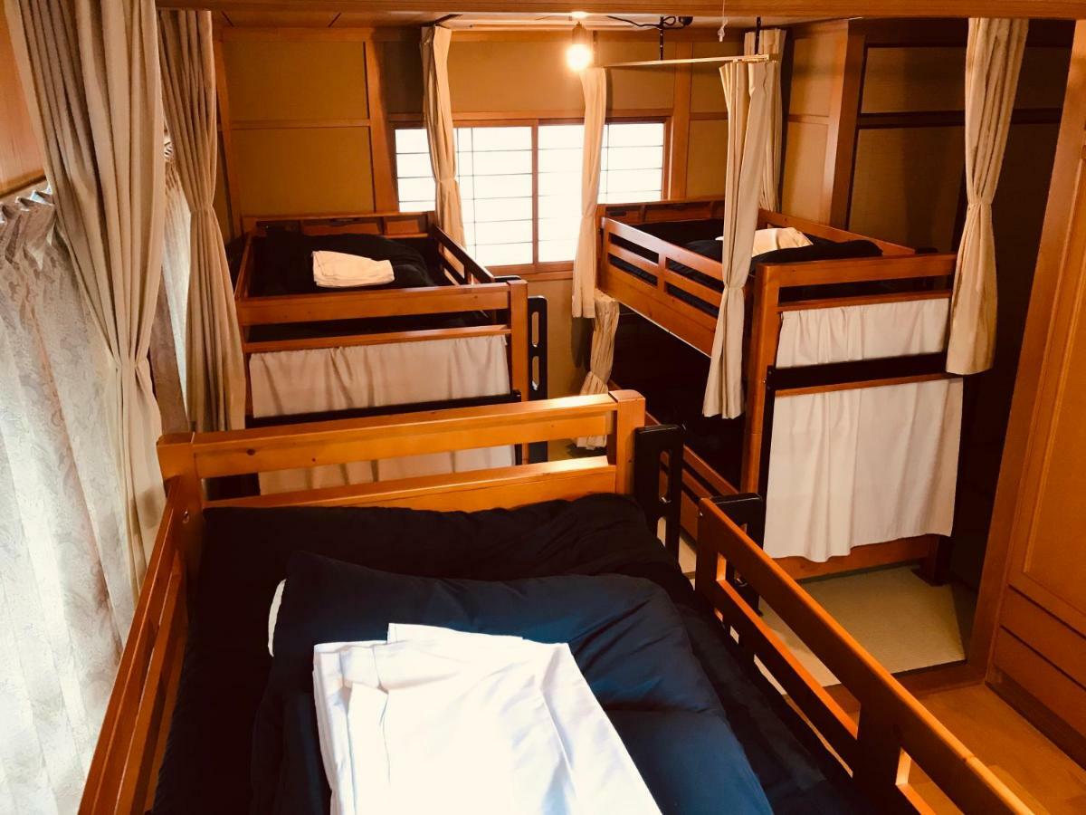 Ropeway St. Guesthouse Matsuyama  Eksteriør billede